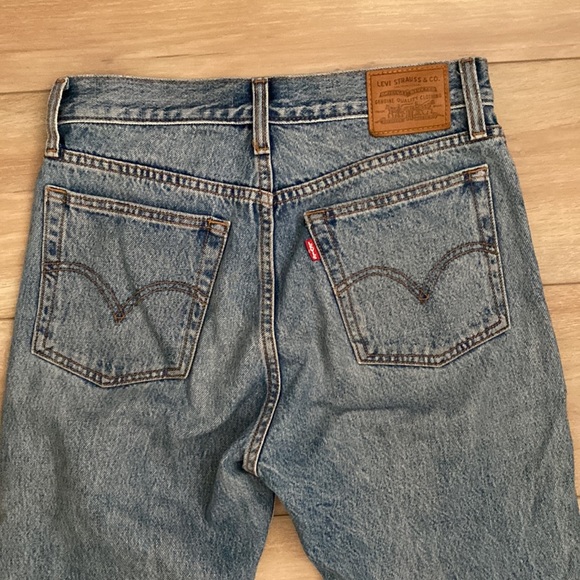 Levi wedgie jeans in Shut Up wash - Picture 6 of 7